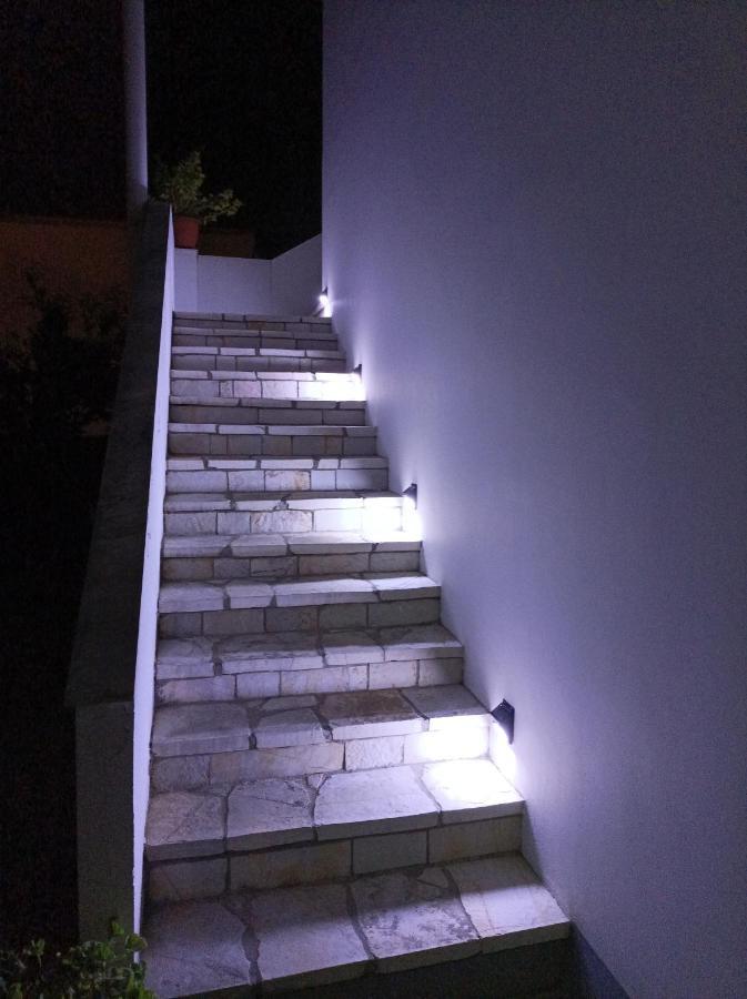 Demy'S Studio Appartement Acharavi  Buitenkant foto